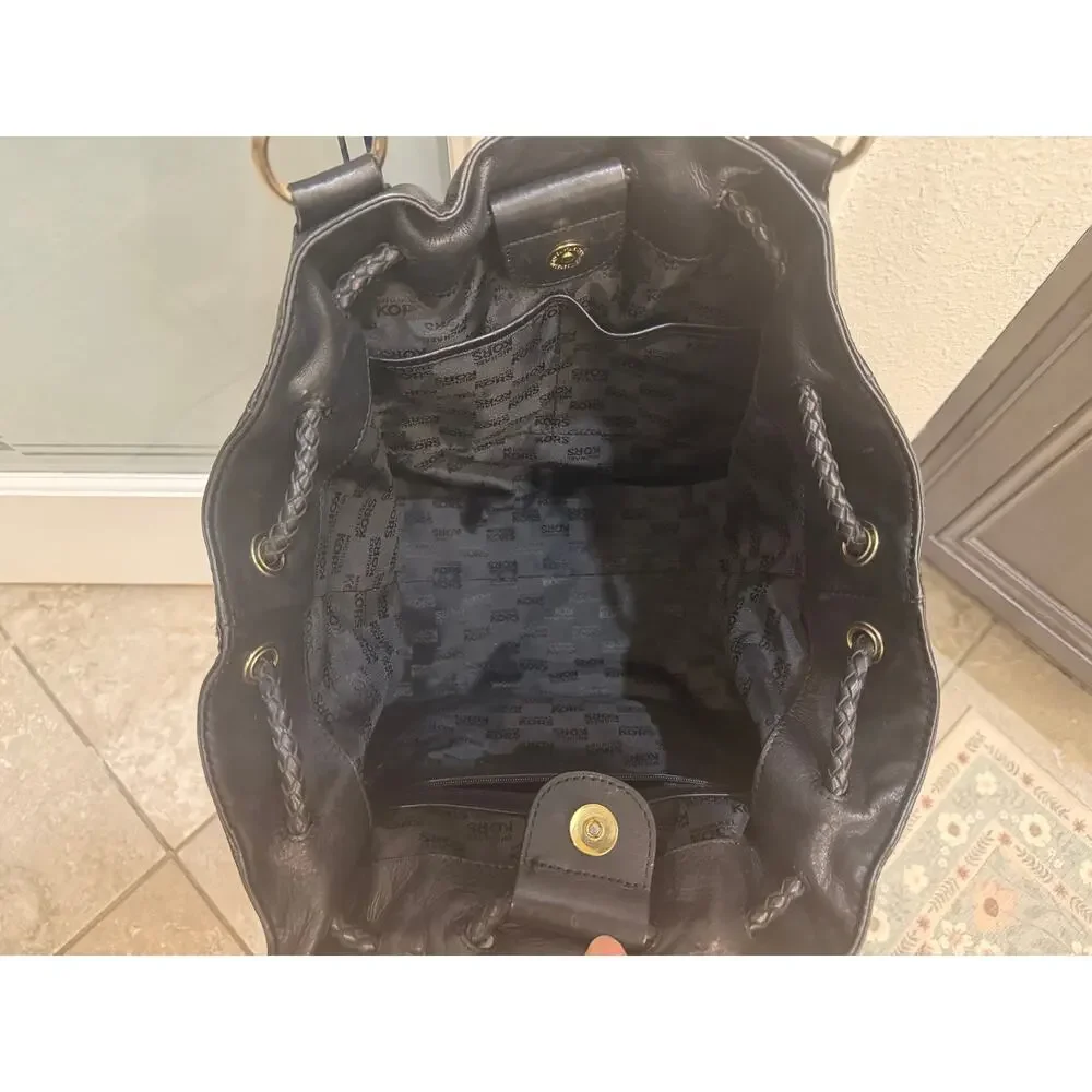 Vintage Michael Michael Kors Black Leather Hobo Shoulder Bag